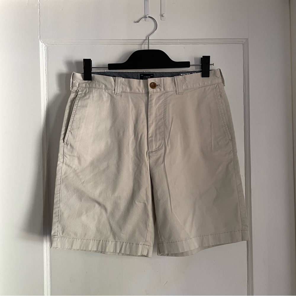 J.Crew Stretch Shorts in “Stone” Size 30 Waist with 9” Inseam